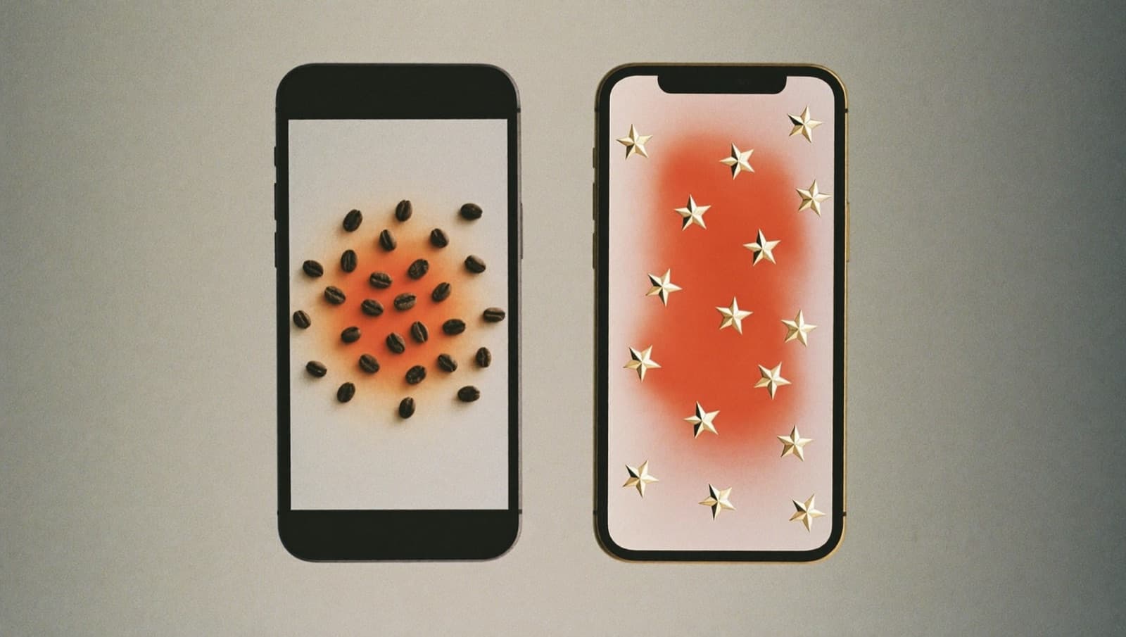 Twee smartphones naast elkaar, één met koffiebonen en één met gouden sterren